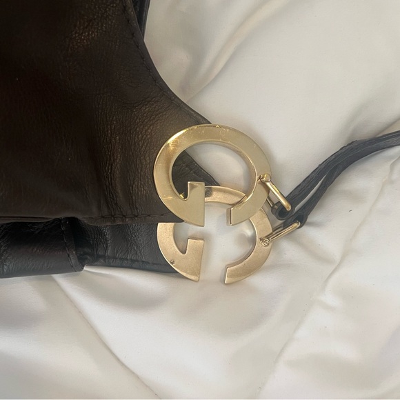 Gucci dark brown  Leather Shoulder Bag with gold GG accents - Picture 4 of 14